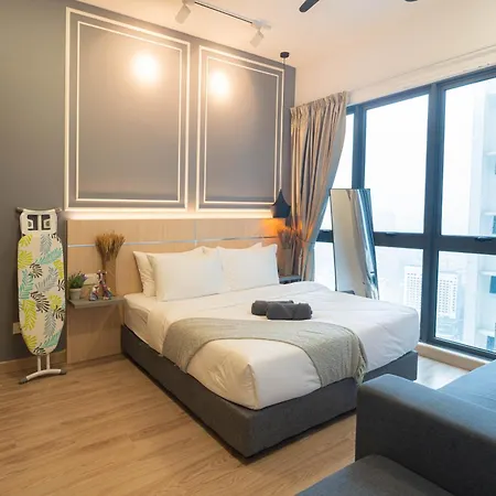 The Colony By Infinitum Best Pool View Klcc Trx Merdeka 118 Kl Tower Kuala Lumpur Exterior photo