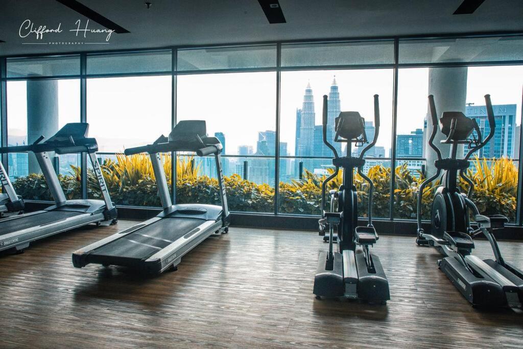 Apartment The Colony By Infinitum Pool View Klcc Trx Merdeka 118 Kl Tower Kuala Lumpur