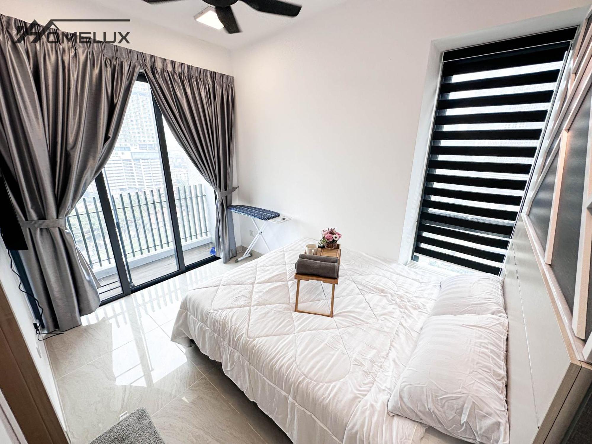 The Colony By Infinitum Pool View Klcc Trx Merdeka 118 Kl Tower
