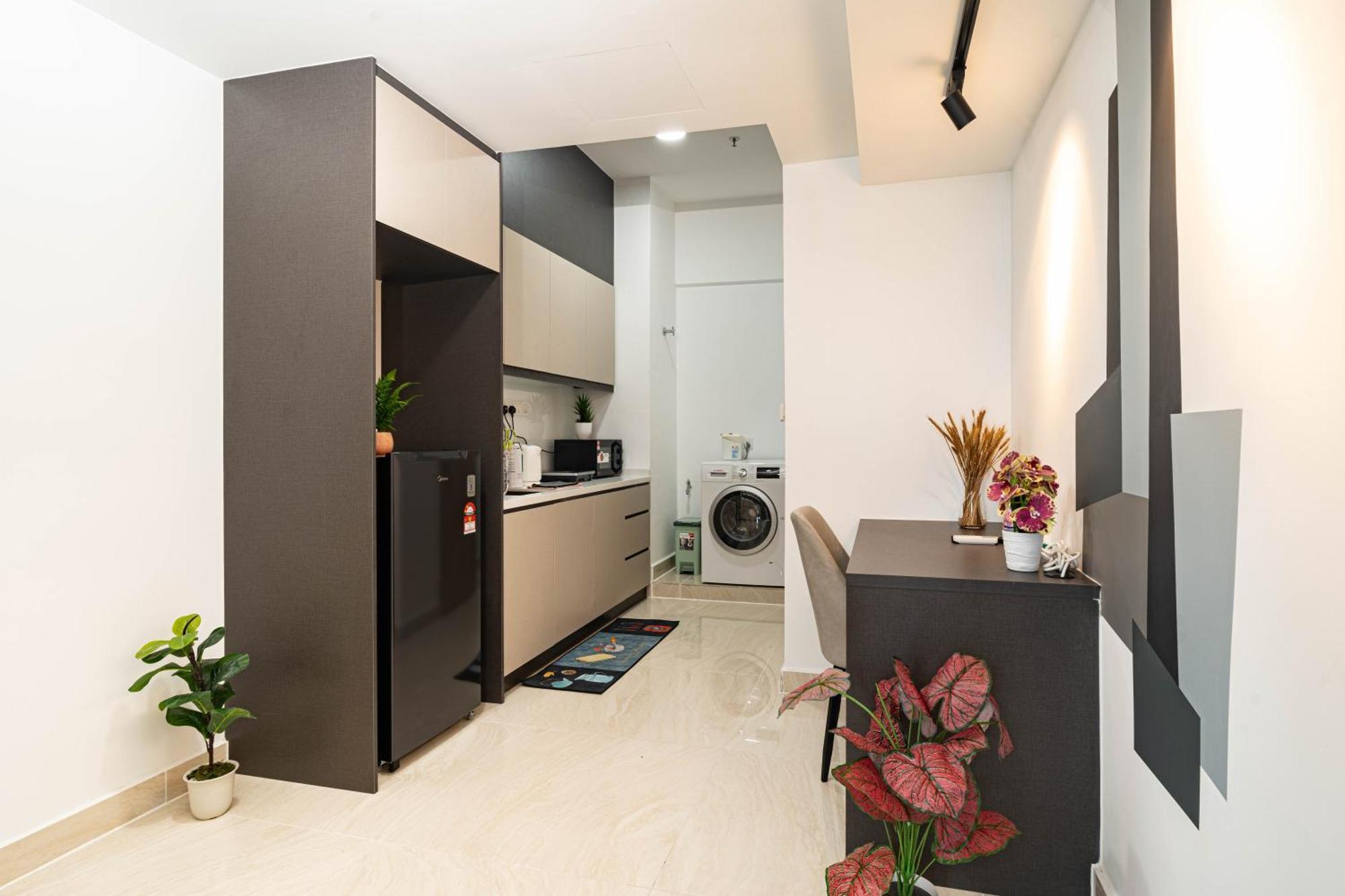 The Colony By Infinitum Pool View Klcc Trx Merdeka 118 Kl Tower *