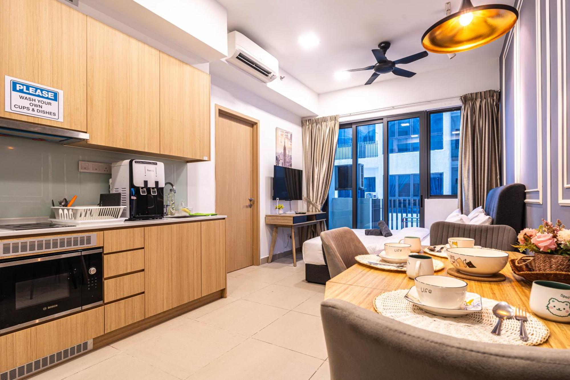 The Colony By Infinitum Pool View Klcc Trx Merdeka 118 Kl Tower * Kuala Lumpur